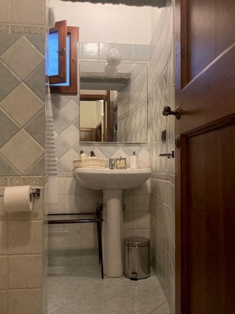 Central And Quiet Apartment Firenze Esterno foto