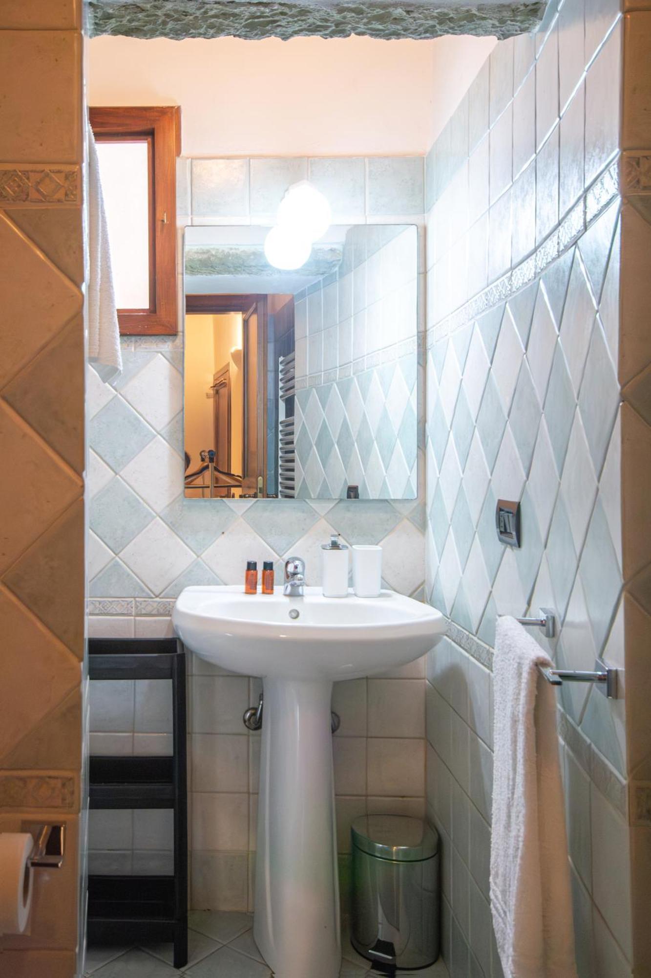 Central And Quiet Apartment Firenze Esterno foto